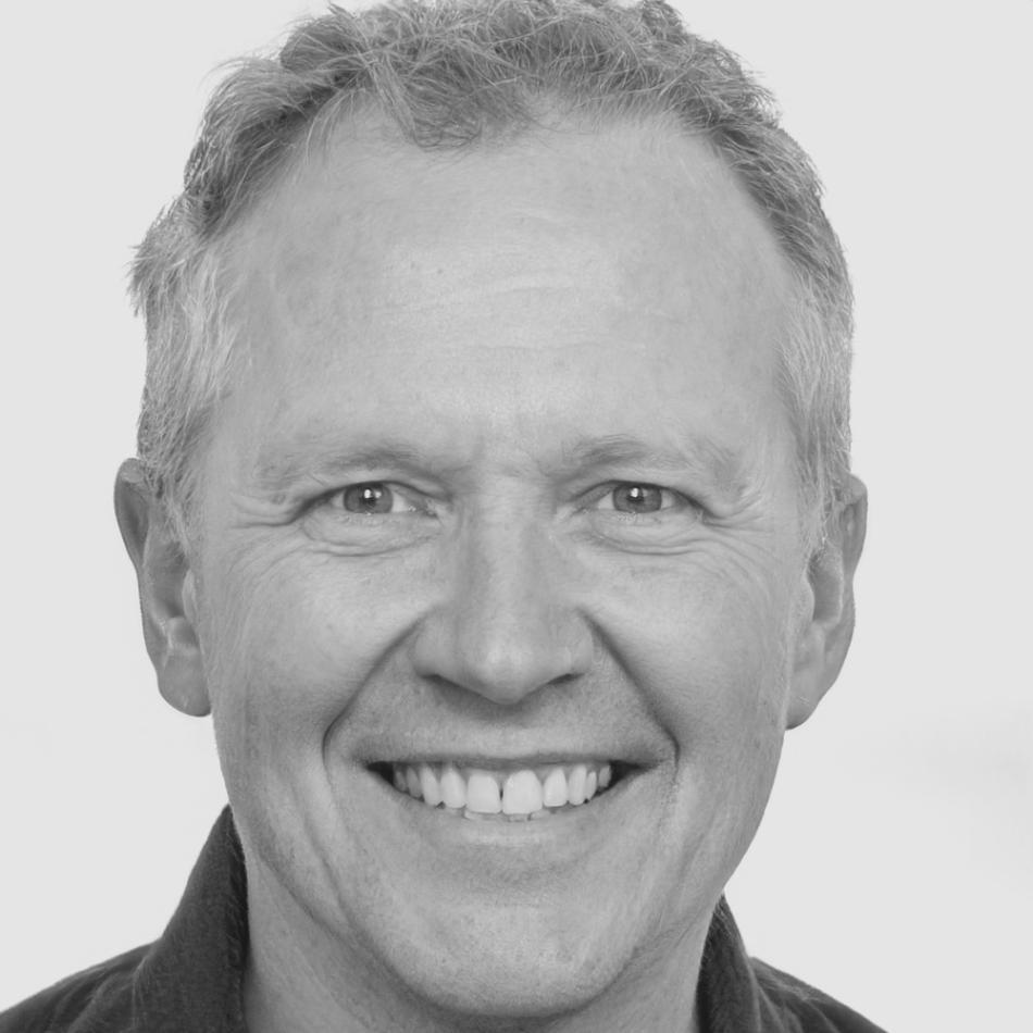 Professional headshot of Bjørn Eriksen, blockchain developer